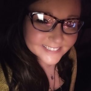 Meet your Posher, Joni